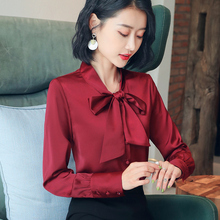 Футболки, блузки, свитера фото