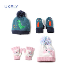 Детские головные уборы, перчатки фото