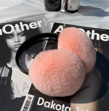 Меховые наушники фото