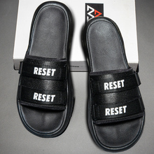 Тапочки, сланцы фото