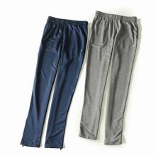 Повседневные брюки и шорты фото