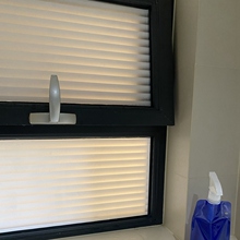 Солнцезащитные и светоотражающие шторки фото