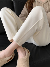 Повседневные брюки и шорты фото