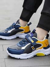 Детские кроссовки фото