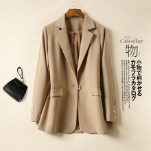 Пиджаки, деловые костюмы фото