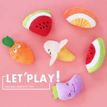 Игрушки для животных фото