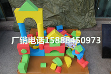 Конструкторы, кубики, сортеры фото