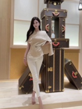 Плащи, тренчкоты фото