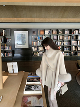 Шерстяное пальто фото