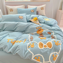 Постельные Принадлежности фото