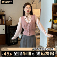 Жилеты, безрукавки фото