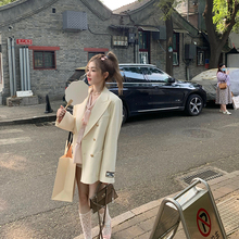 Деловые костюмы фото