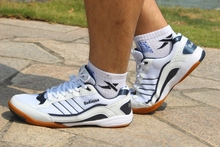 Детские кроссовки фото