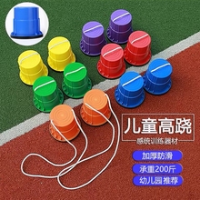 Игрушки для спортивного отдыха фото