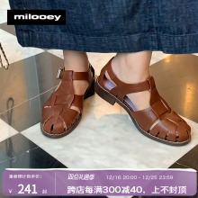 Босоножки фото