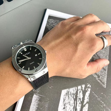 Классические часы фото