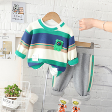 Детский костюм фото