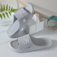 Тапочки, сланцы фото